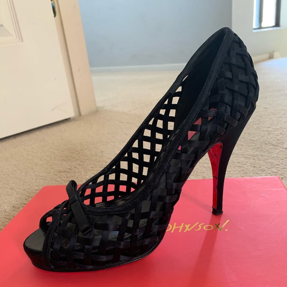 Betsey Johnson Jalia high heals- Size 7